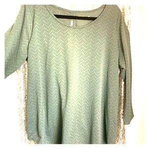 Xersion long sleeve workout shirt